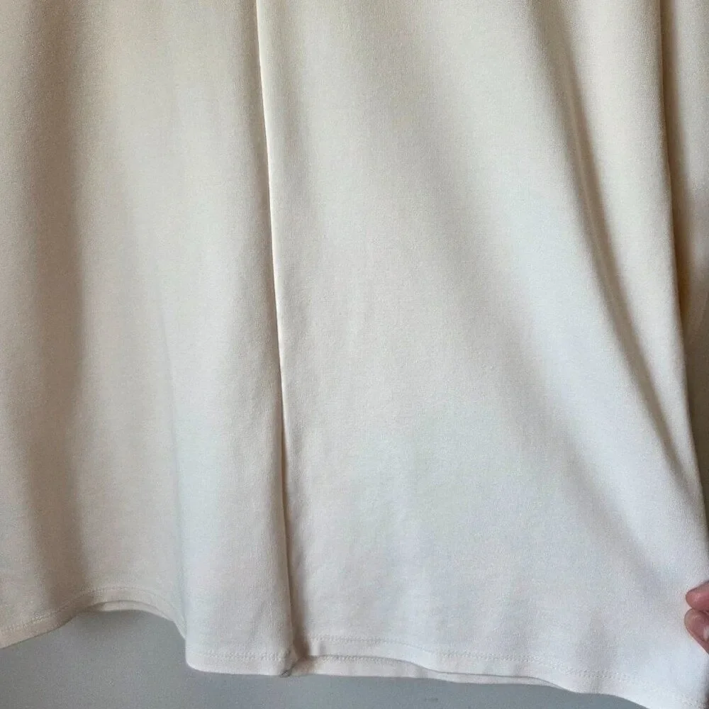 EUC LIKE NEW ANNE KLEIN CREAM BOATNECK BATWING TOP SIZE MEDIUM